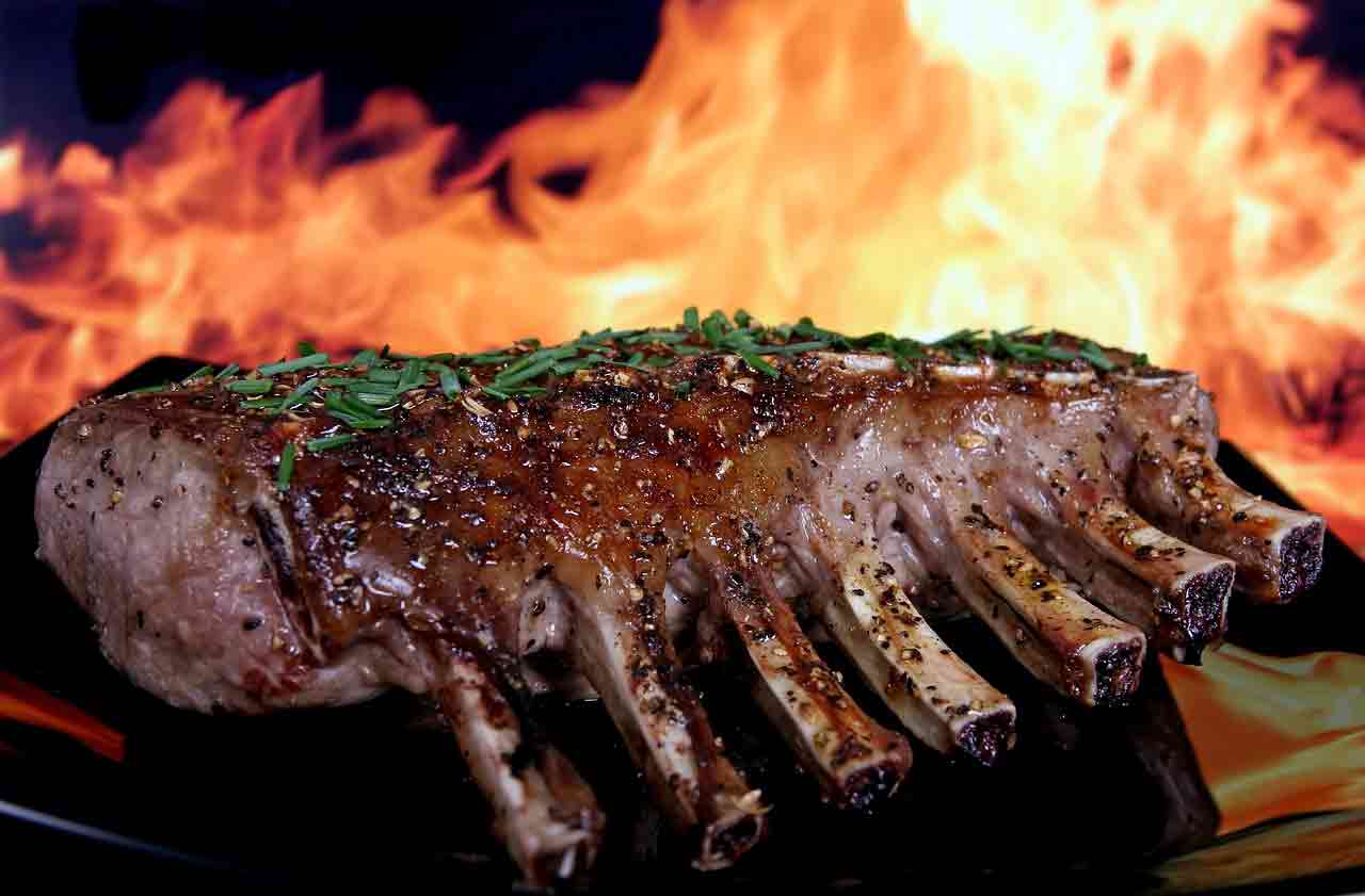 barbecue-bois-viande
